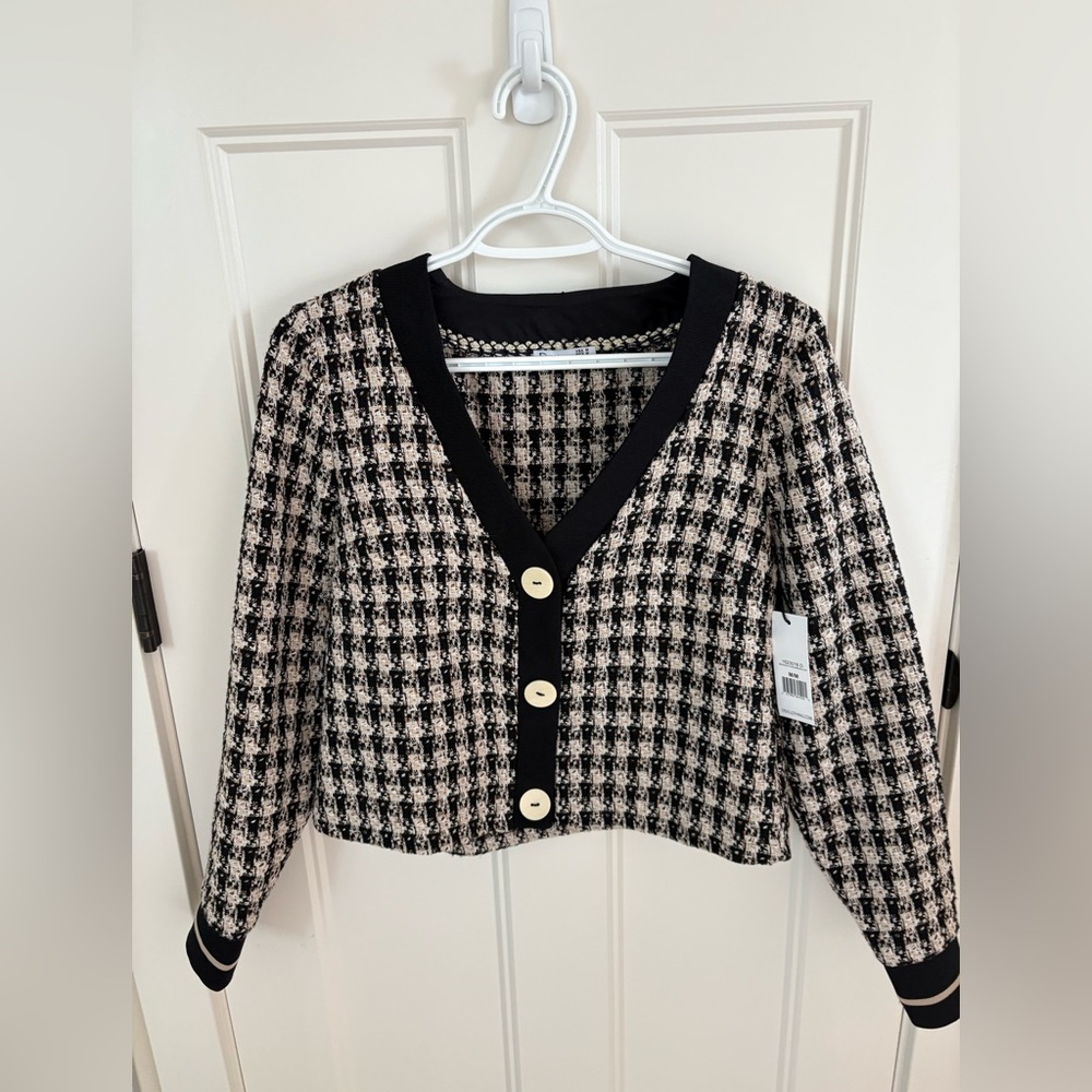 NWT Dex- Textured Black and White Houndstooth Cardigan